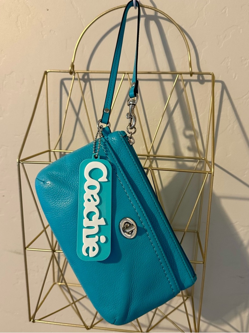 Y2K Coach Large Turnlock wristlet with Custom hangtag